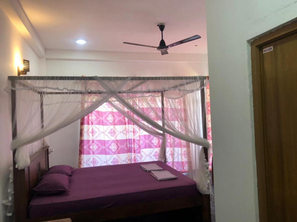 Sunray Rest - Beach View Homestay 미리사 외부 사진