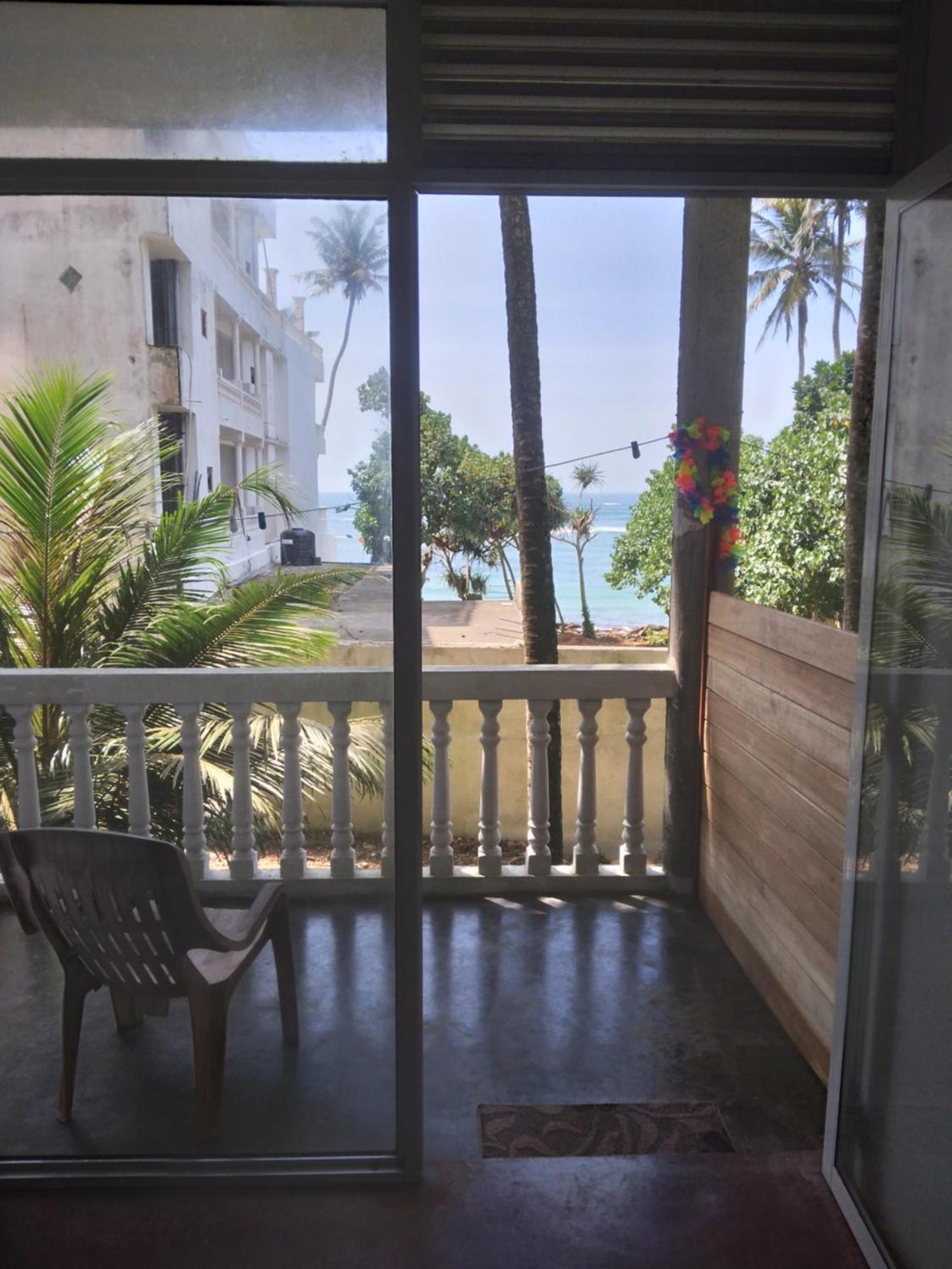 Sunray Rest - Beach View Homestay 미리사 외부 사진