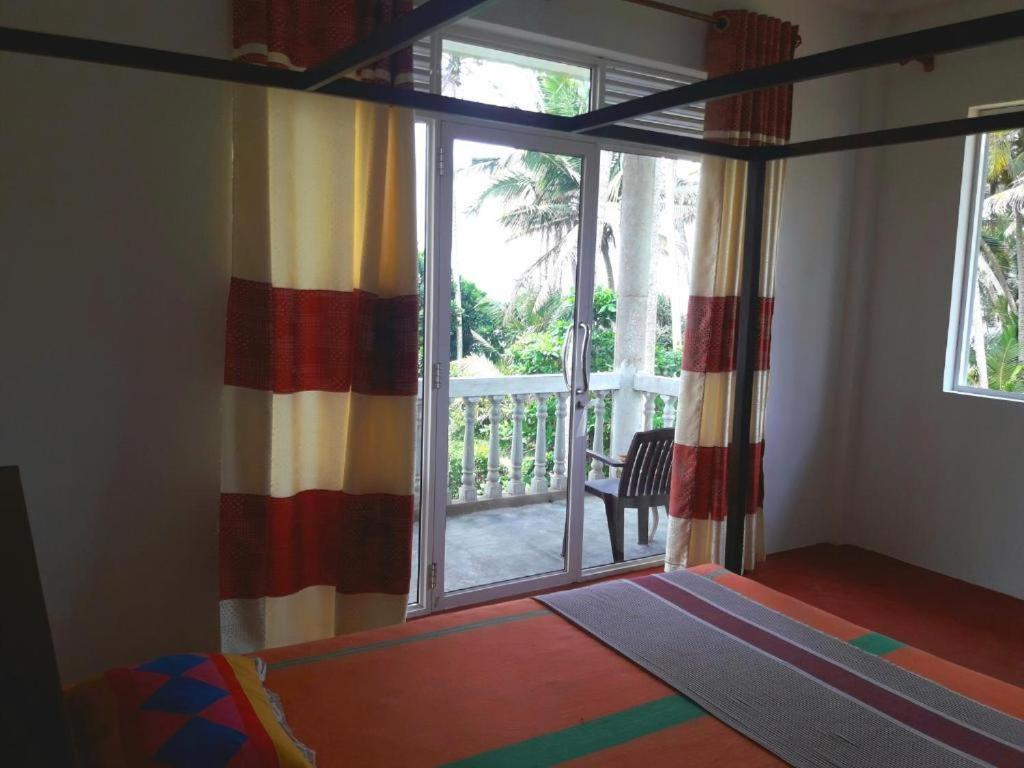 Sunray Rest - Beach View Homestay 미리사 외부 사진