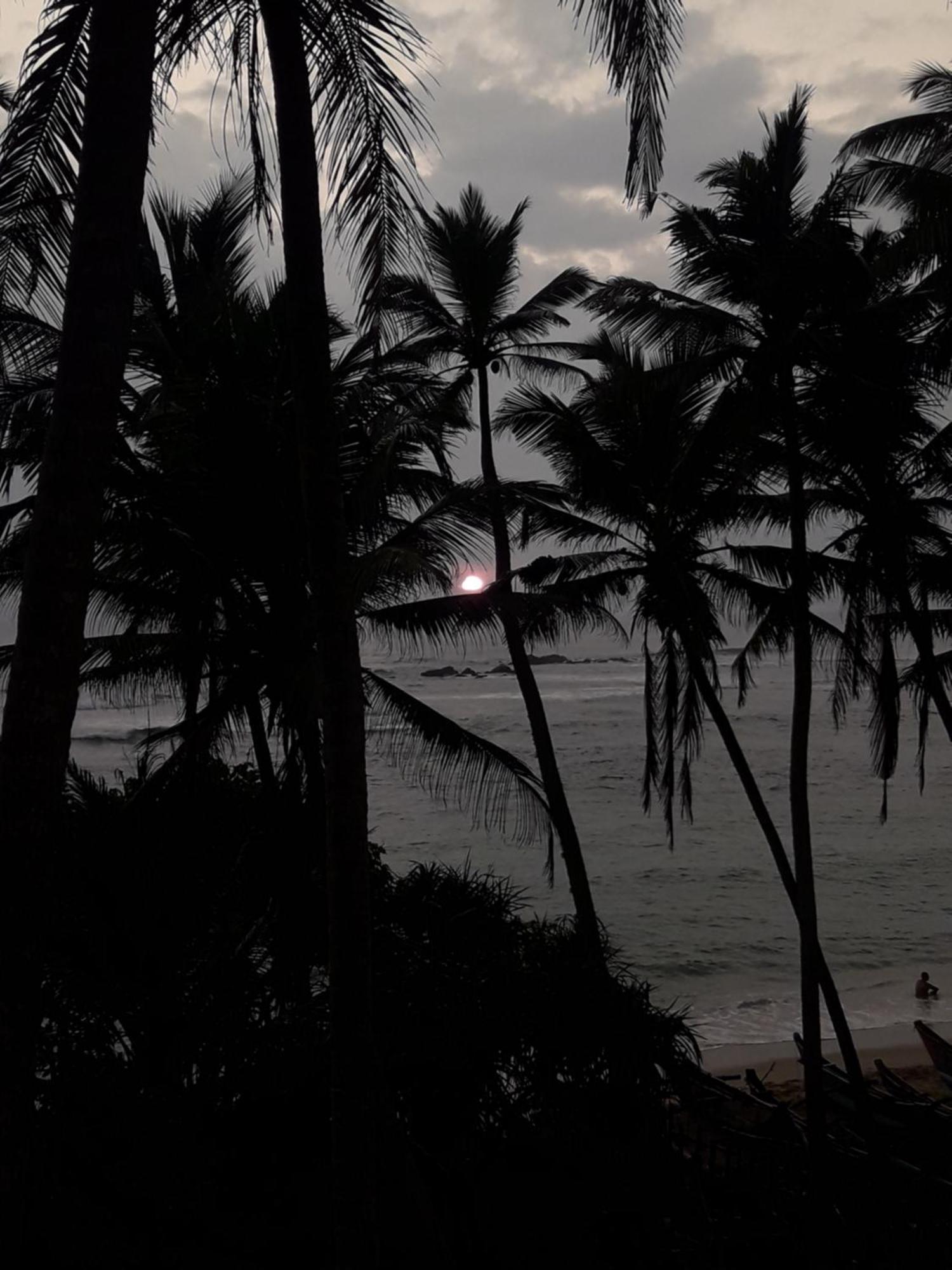 Sunray Rest - Beach View Homestay 미리사 객실 사진