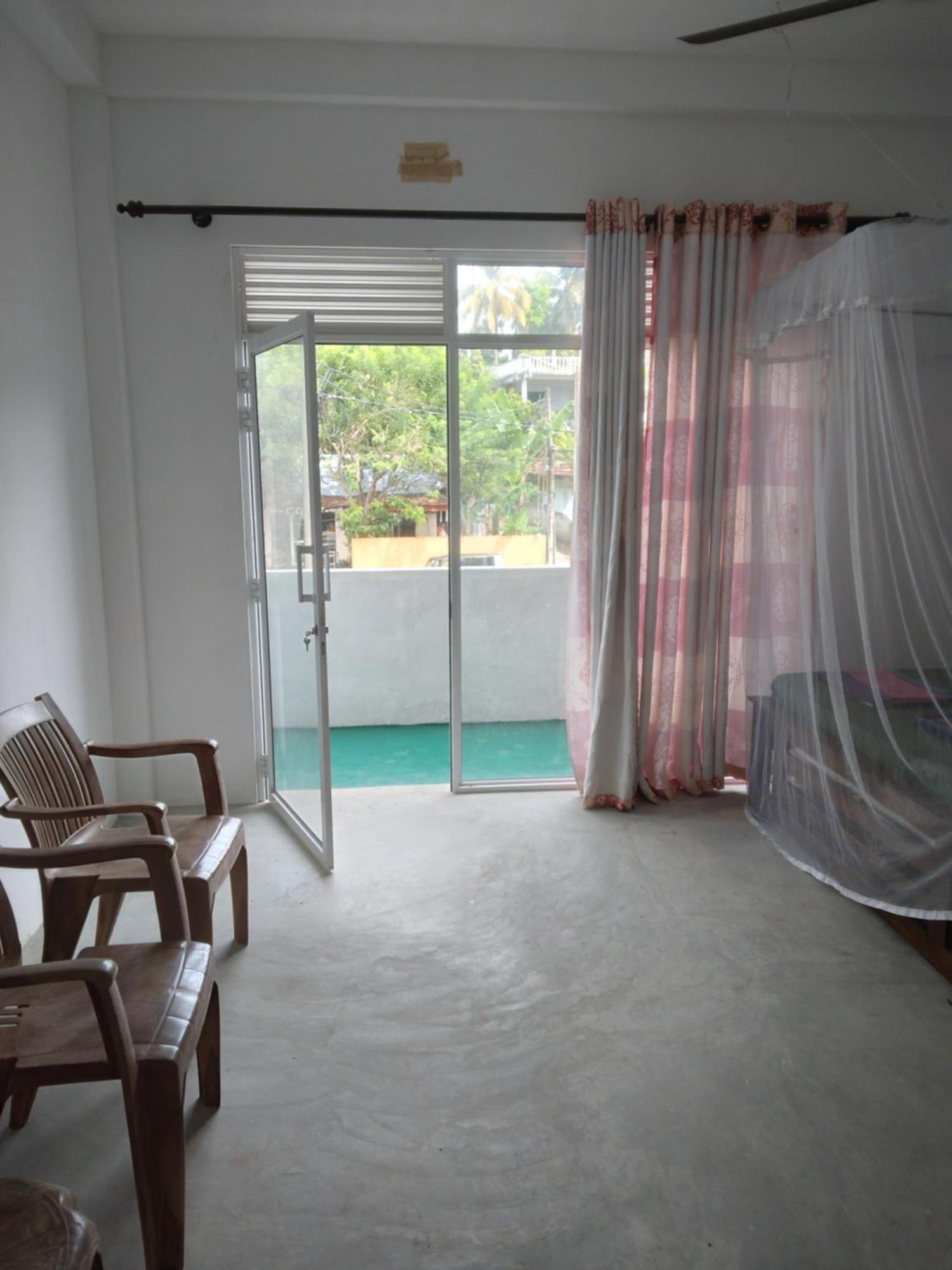 Sunray Rest - Beach View Homestay 미리사 외부 사진