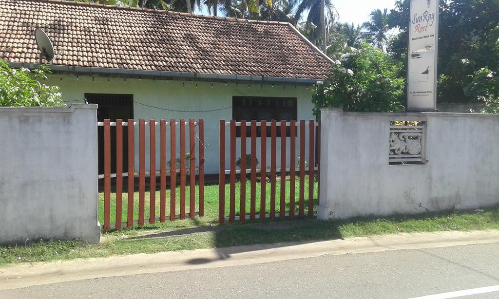 Sunray Rest - Beach View Homestay 미리사 외부 사진